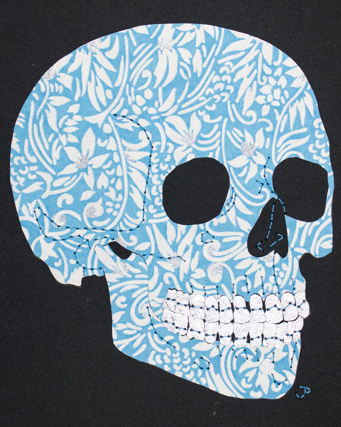 Skull in blue, white & silver filigree